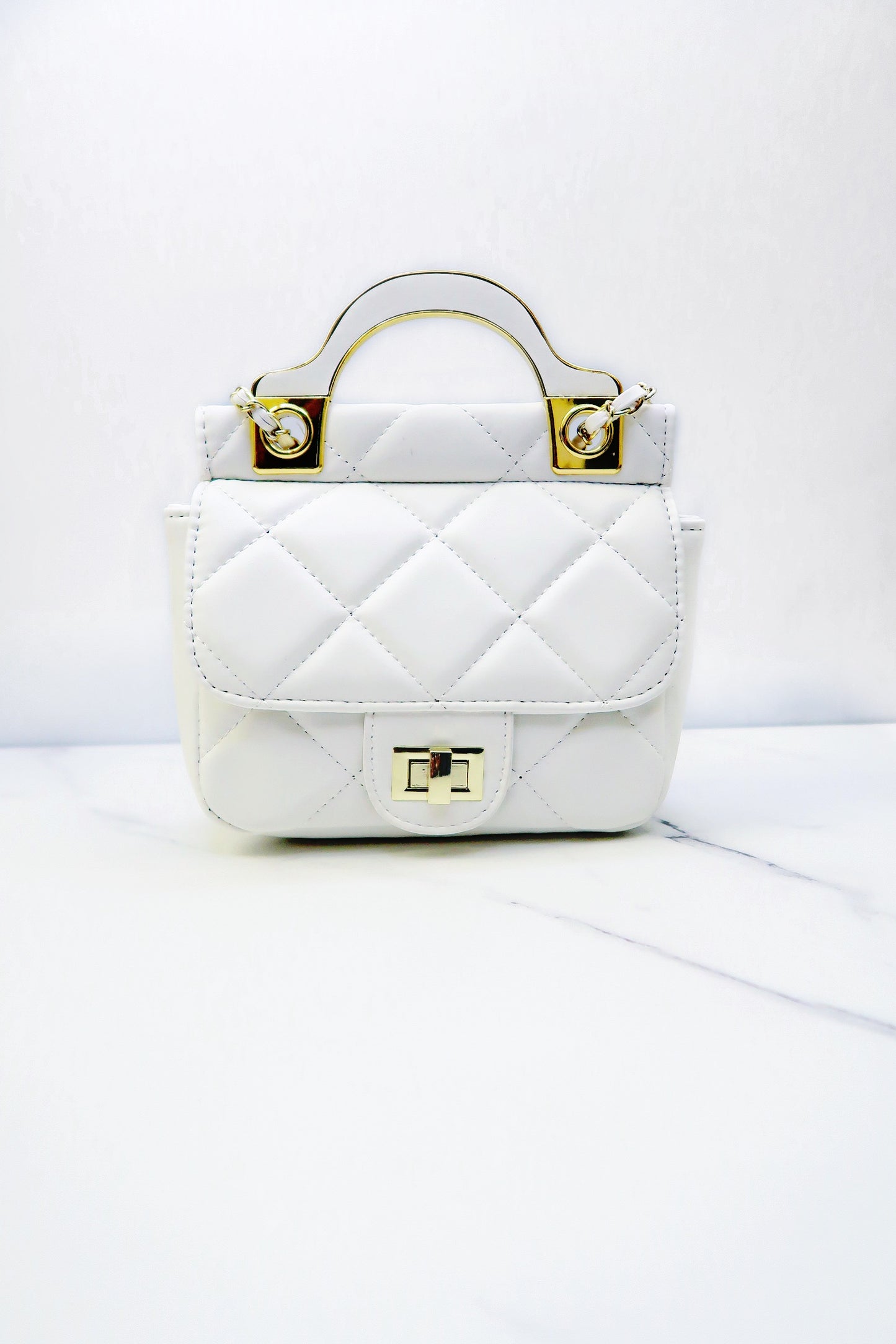 Chic n’ Classy Quilted Crossbody Bag | Mimi's Fave