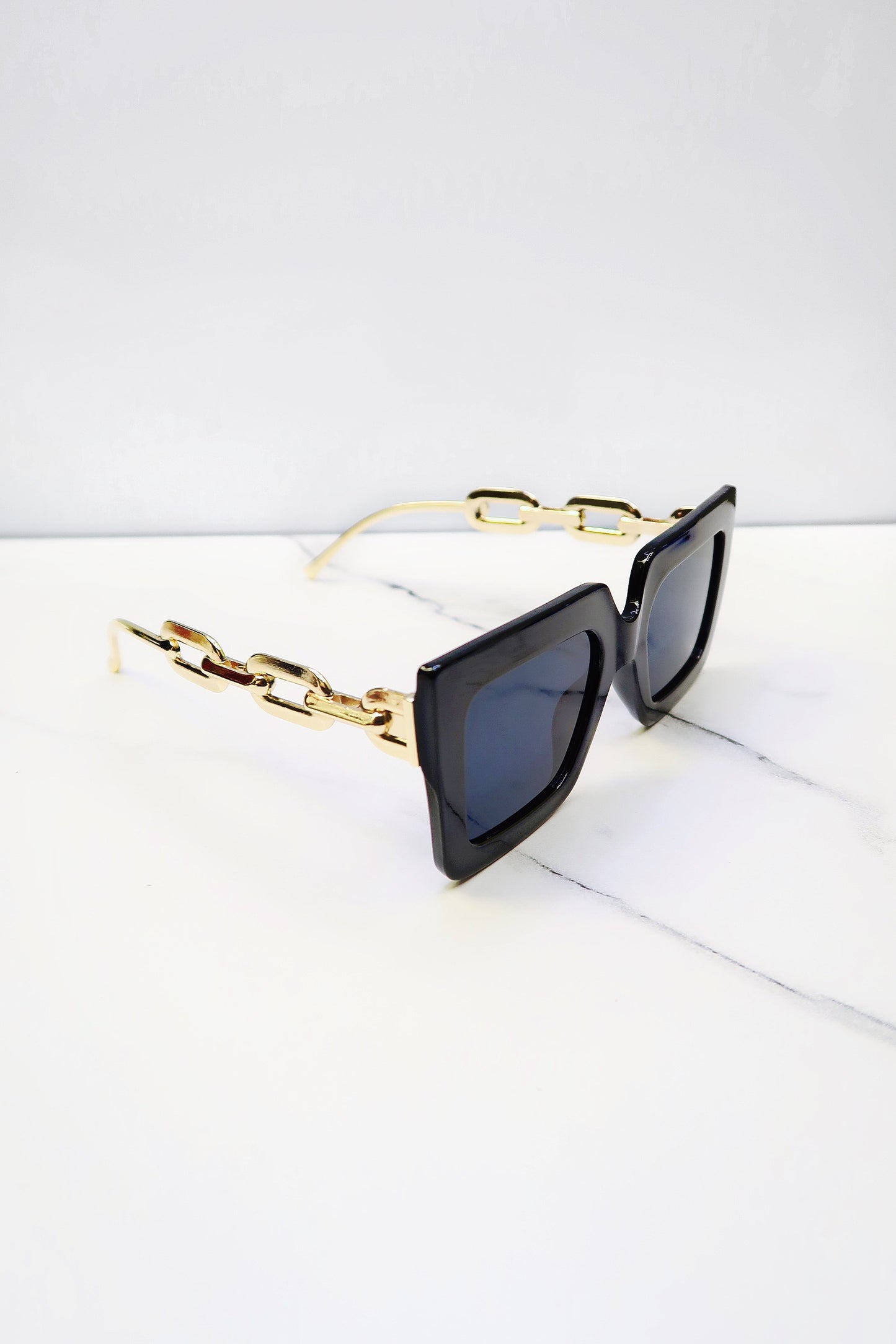 Come Closer Sunglasses | Mimi’s Fave