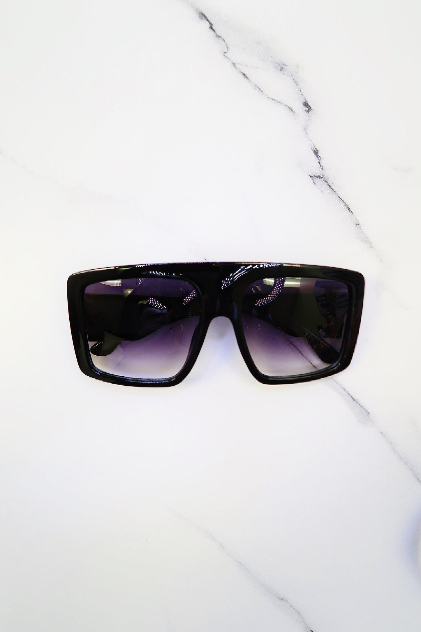 On The Go Sunglasses - Black