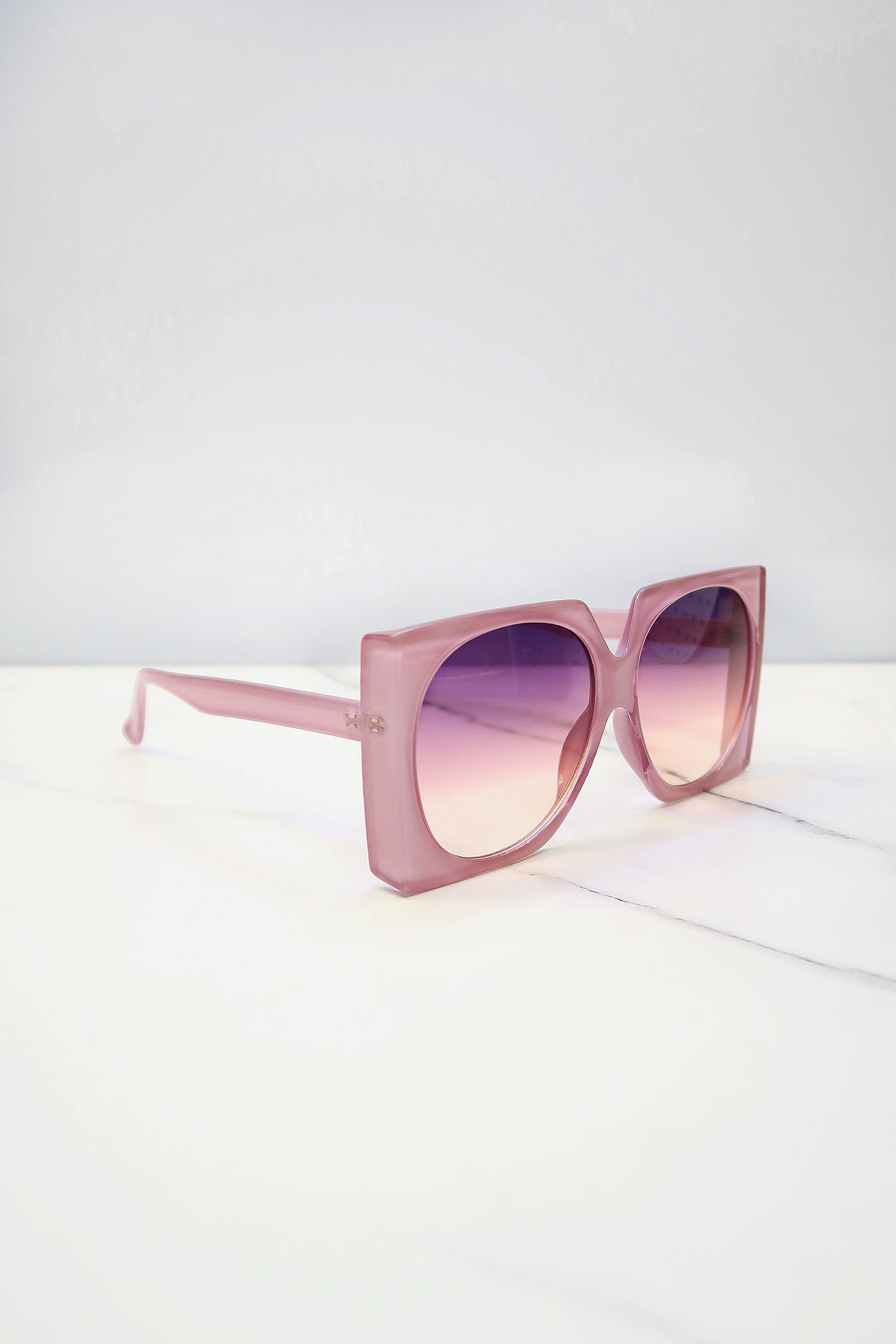 I’m Ready Sunglasses - Light Plum